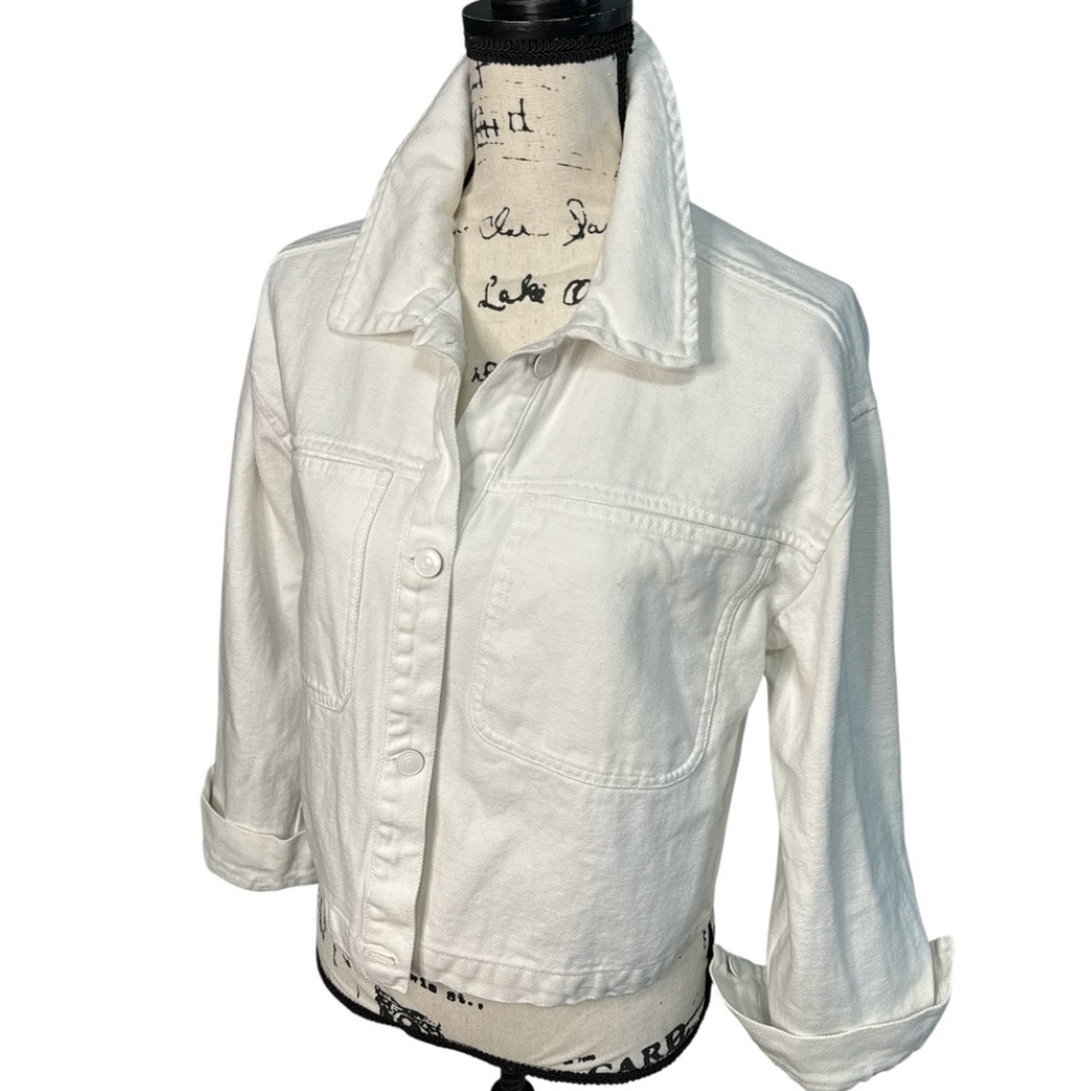 Snow White Cotton Denim Trucker Jacket Cropped Button Up Womens Sz L NWOT